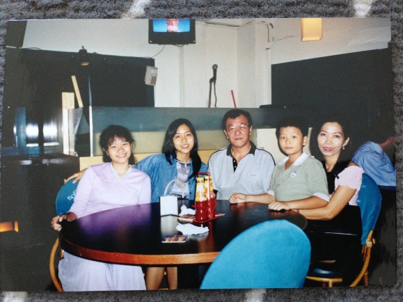 Family photo right before I left Malaysia for the US, about 11 years ago. 